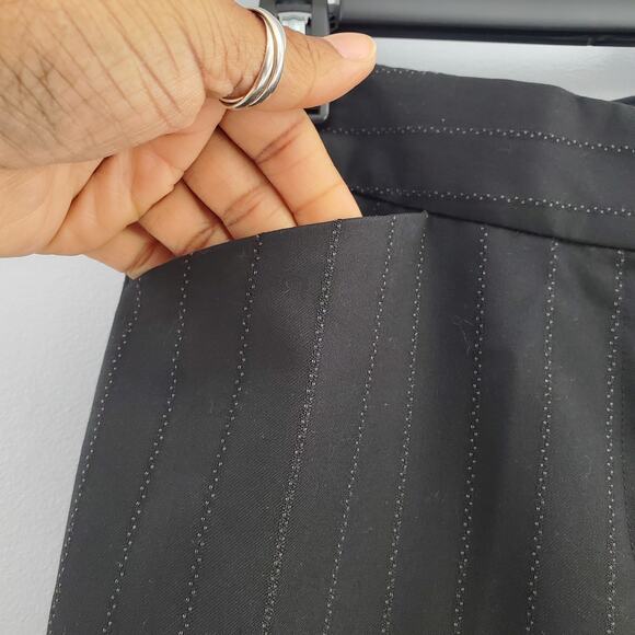 Anne Klein Black Striped Pantsuit 0P - Picture 7 of 15